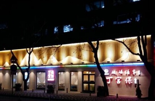 餐飲老字號推”副牌“能否敵得過快時尚？