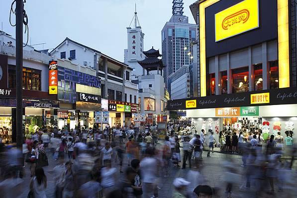 餐廳房租10年上漲5倍，成關(guān)店罪魁禍?zhǔn)?！如何與房東談判不漲租金？