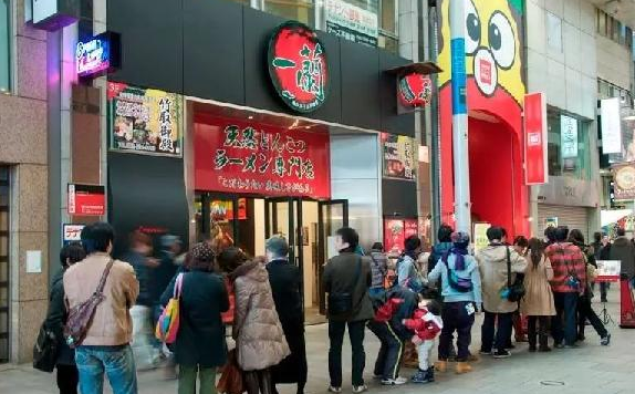 用餐全程無需交流，一蘭拉面如何治愈“一人食”顧客