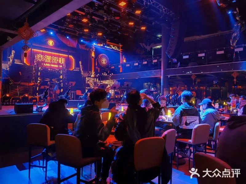 帶動商圈人流增幅50% 這家Live house靠什么？|餐飲界