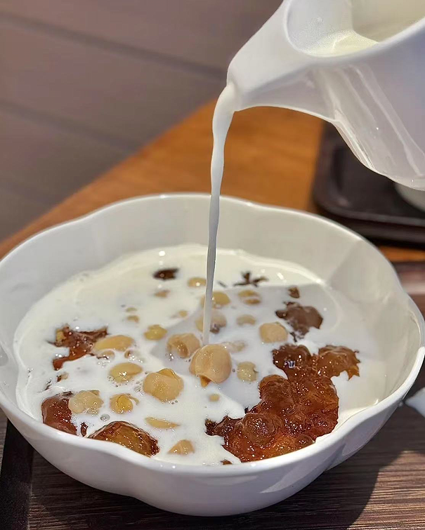 這杯麥記牛奶，怎么悄悄開(kāi)遍了全國(guó)？
