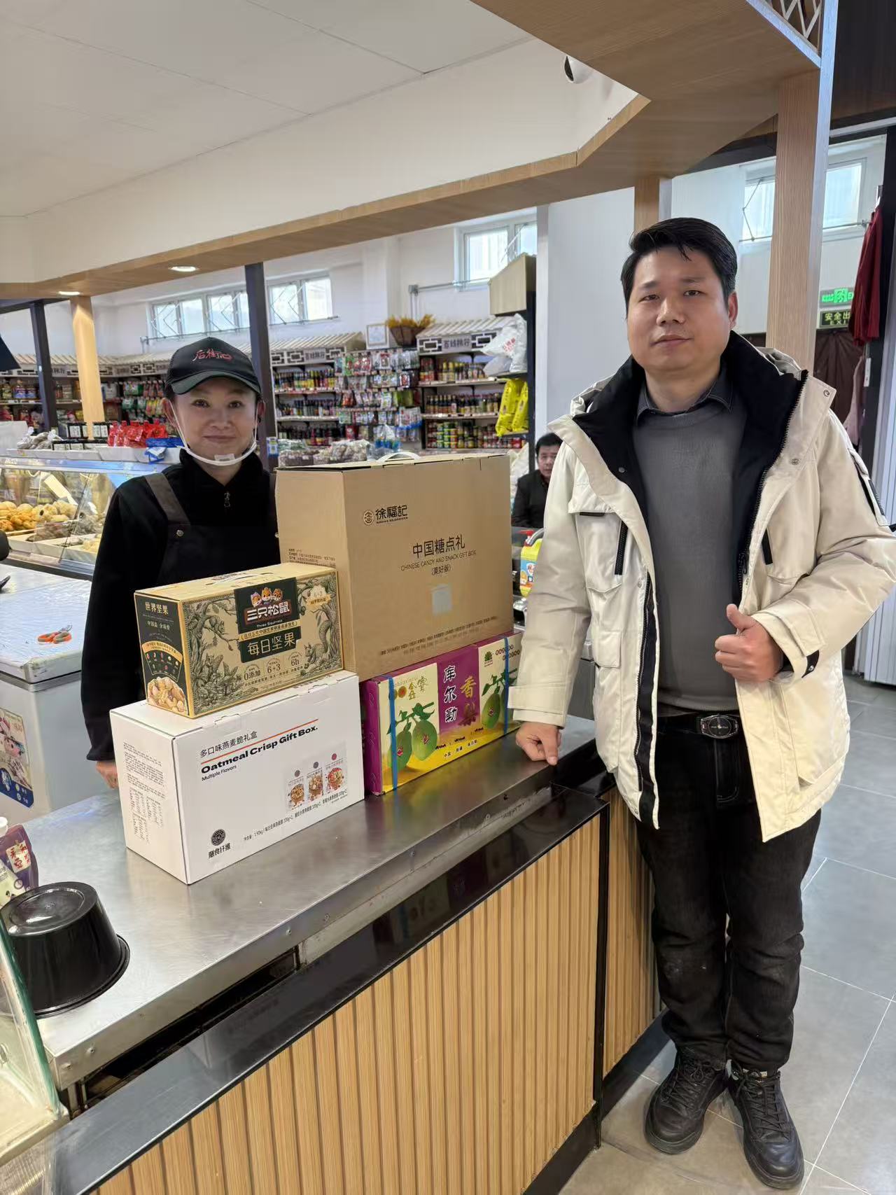 排隊3小時的火鍋店，老板說秘密不在廚房在“后臺”